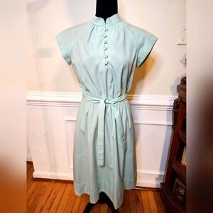 1970's Vintage David Warren New York Knee Length Dress